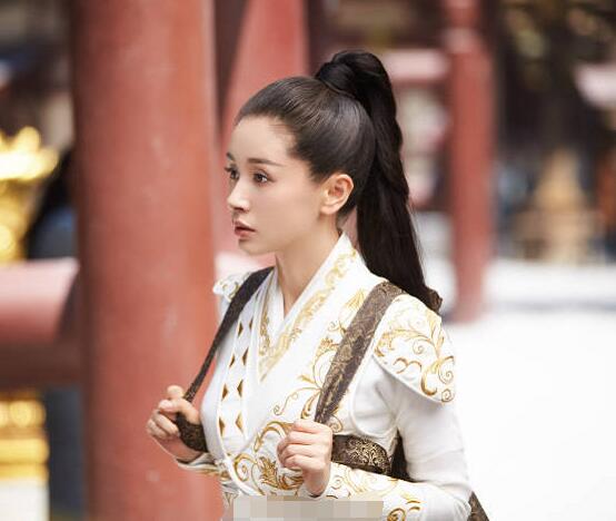 ̫������������ϲ��˭ ��һ���м�������