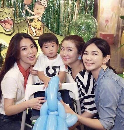 she��ɢ���� �����ú���Ϊella��ף��������������Ľ