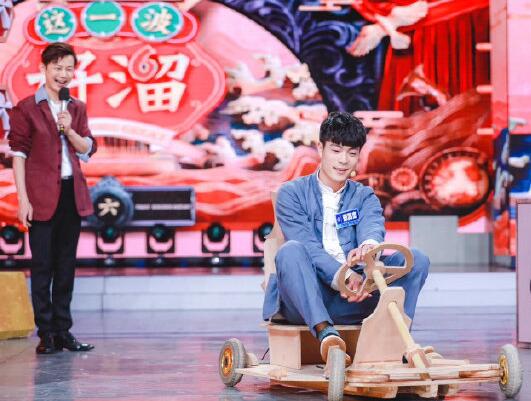 山村小杰上快乐大本营第几期 最佳男友小杰做什么工作的