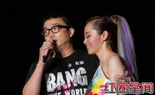 ����ӱ��ʷ���ظʵ�С������ ���ѷ�¼�ͥ����������