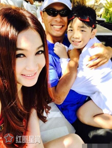 �Ա��±�ϼΪʲô�������� ����Ů���±�ϼ�߳����