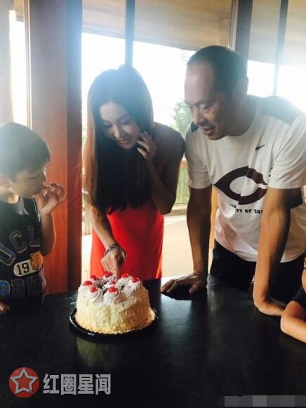 �Ա��±�ϼΪʲô�������� ����Ů���±�ϼ�߳����