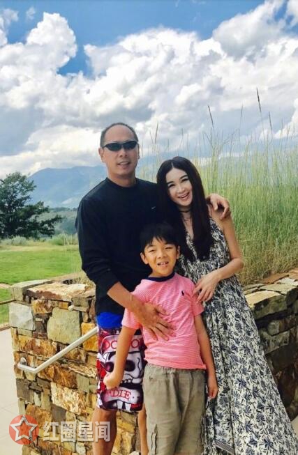 �Ա��±�ϼΪʲô�������� ����Ů���±�ϼ�߳����