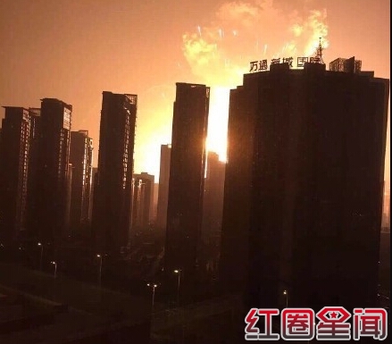 天津滨海新区爆炸原因是什么 天津塘沽爆炸现场视频曝光