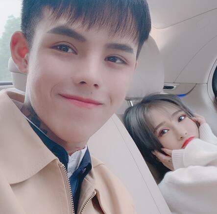 何婧婧怎么红起来的