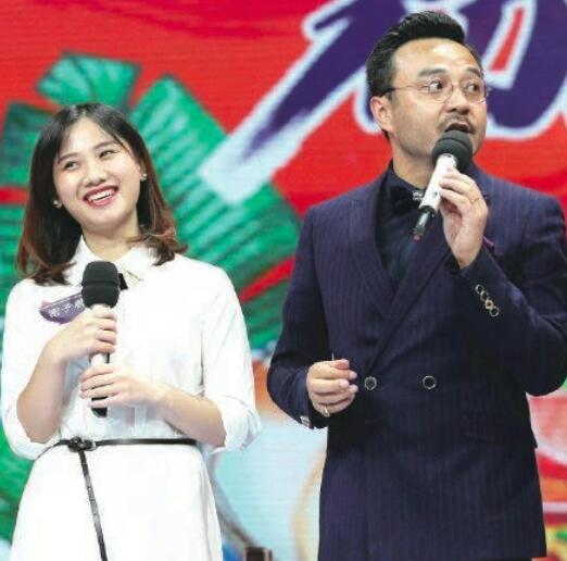 �����������Ӿ�����һ��