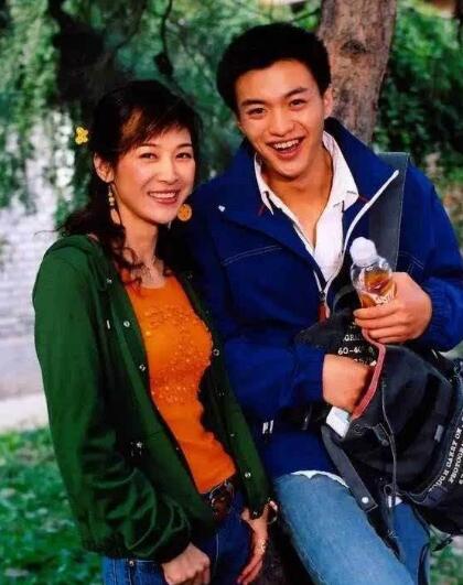 童蕾和周一围为什么分手