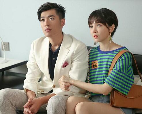 晋小妮的孩子是谁的