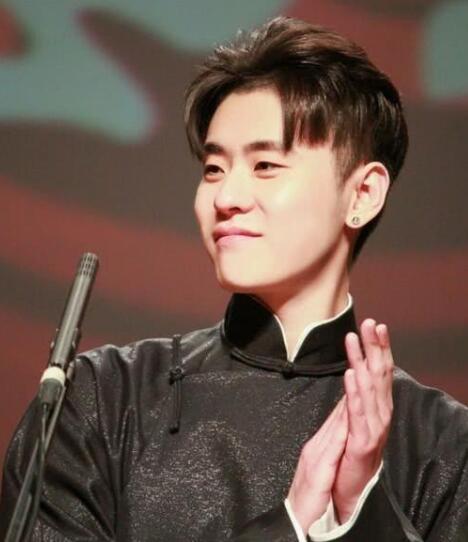 张云雷为什么叫小辫哥哥