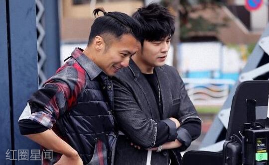 �ܽ��ײμӹ�12����ζ��