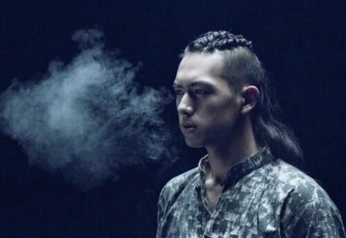 ����������ʥͯ����˭