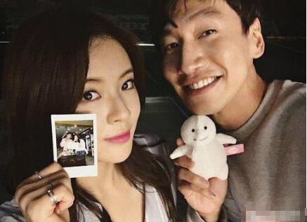 李光洙的女朋友是谁