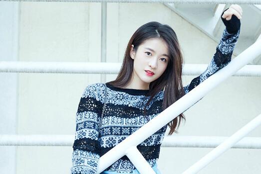 ��ѩӭ��ʵ���߶���