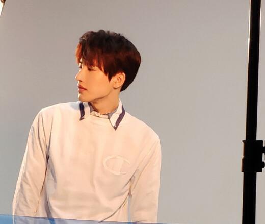 �����һ˫������ɳ���˭�ݵ�