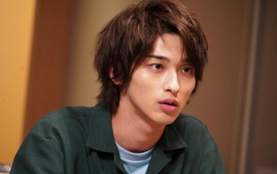 �ֵ����˶�������˭