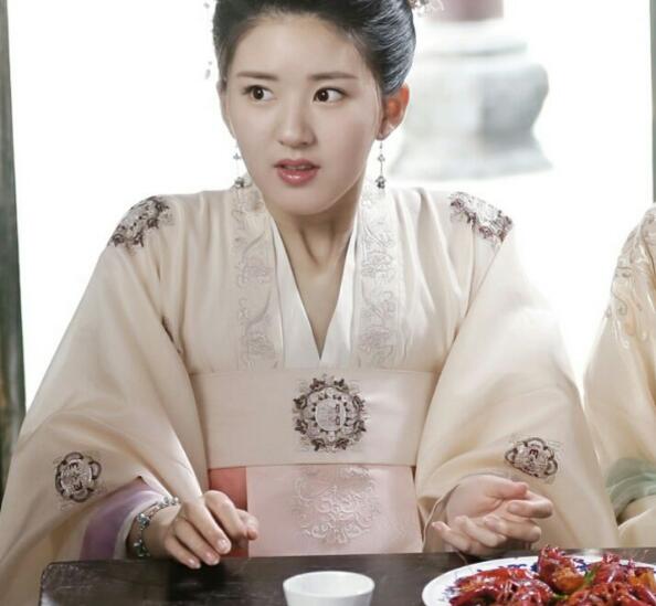 �ҵĻʵ۱��³�С��Ϻ����һ��