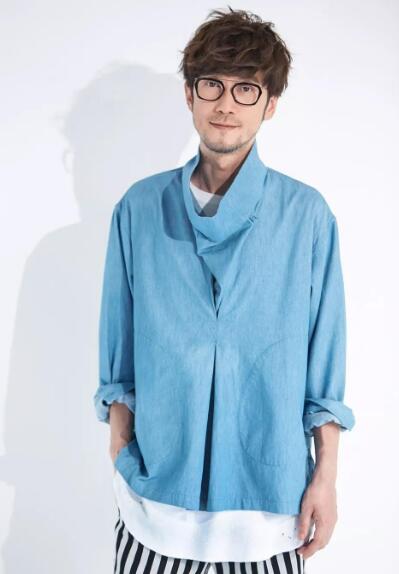 为什么叫周传雄小刚