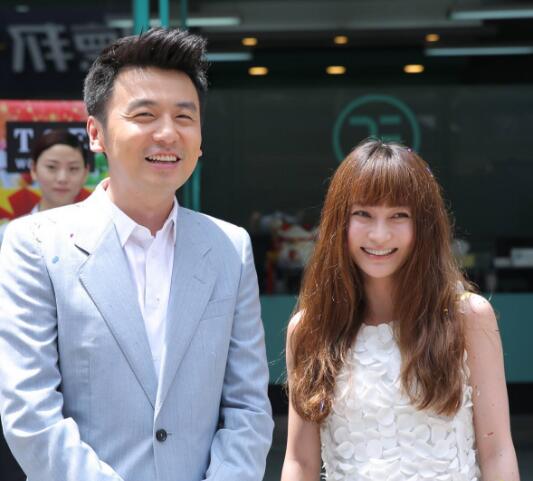 ������е��ε�����������һ��