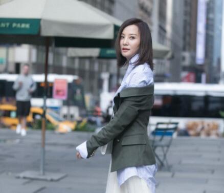 ���պ���˭