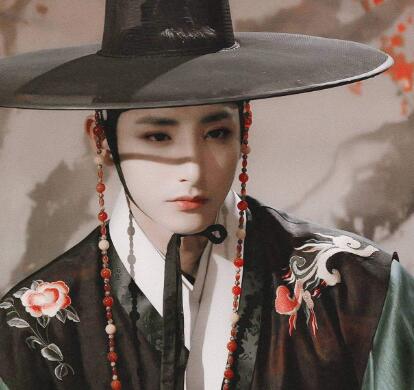 ҹ��������ë��ϲ��˭