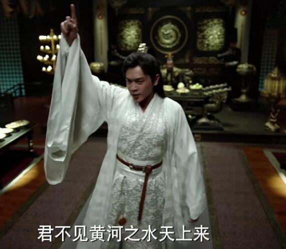 �������м����Ǵ�Խ��