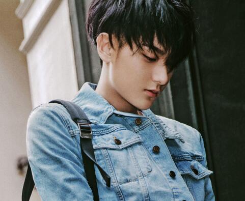 黄子韬是富二代吗