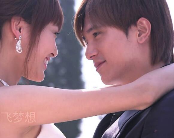 �����������������׺�˭��һ����