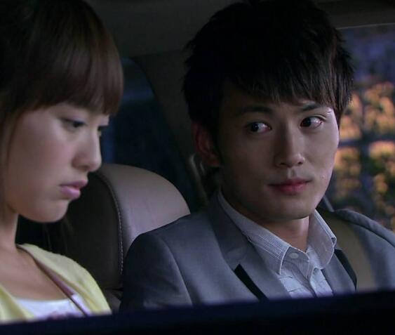 �����������������׺�˭��һ����