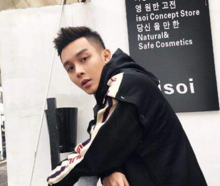 ����Ƚ�Ϲ�С����˭