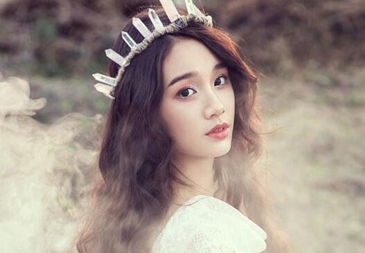 ������Ů��Ա������