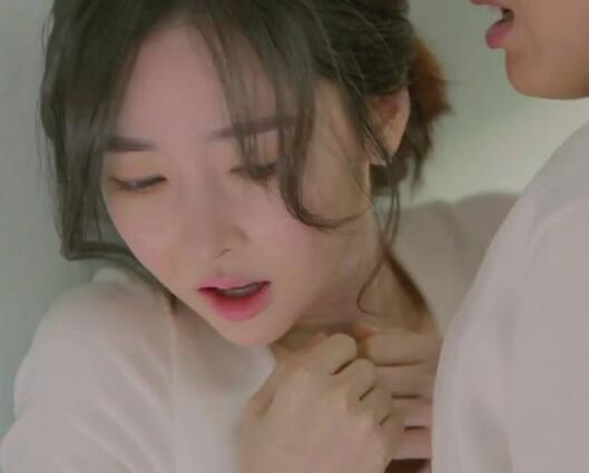 ���ֹ����Ů���Ƿֱ���˭