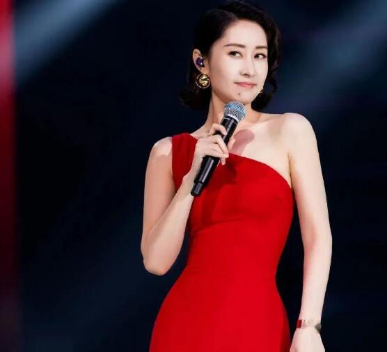 �����κ�ɫ�߸�Ь��ʲô��Ŀ