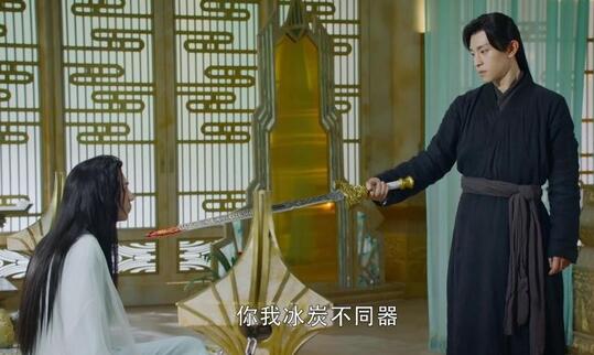 ���۳�������˪������ʲô