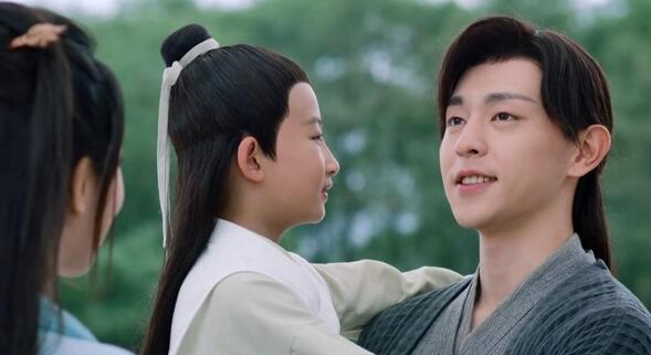 ���۳�������˪������ʲô