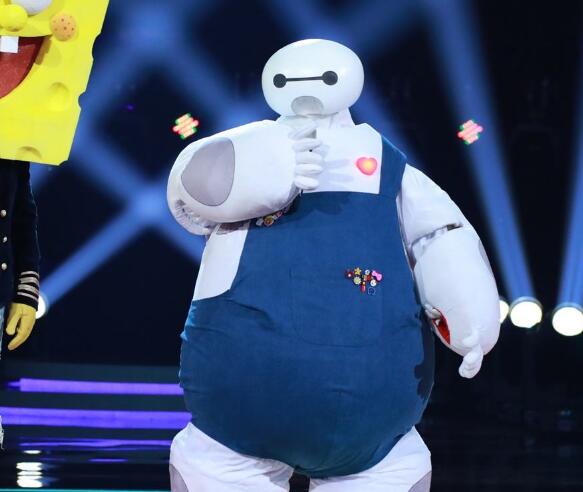 我们白着呢蒙面是谁