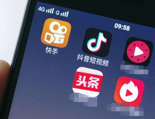 �϶�����������һ����ʲô