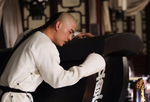 ��������ԣ̫���ڼ�����