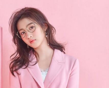 关晓彤为什么叫国民闺女