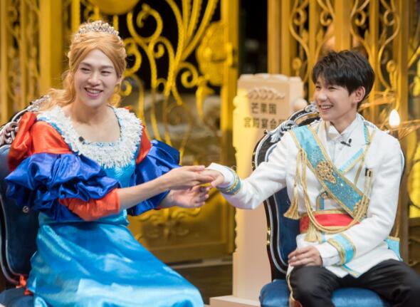 ���Ǵ���̽κ��ѫ���ݹ�������һ��