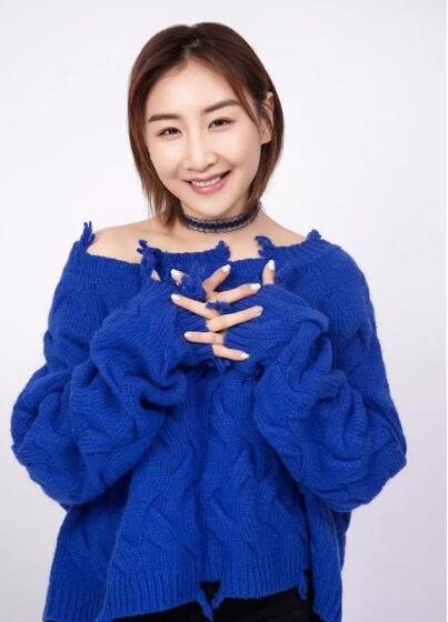 何雯娜退役后做什么