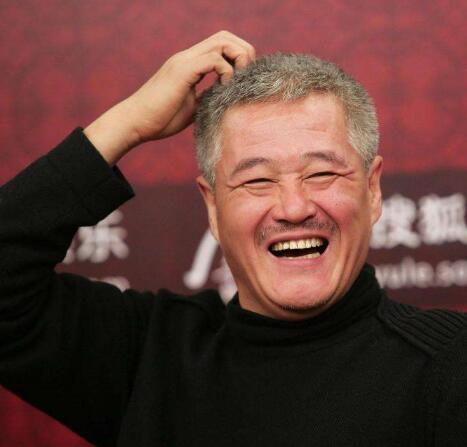 �����Ա�ɽ����һ�����һ���ϴ���