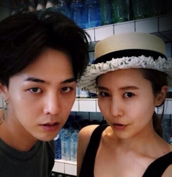 Ȩ־�������˭