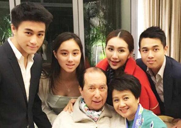 �κ����̫�м�����