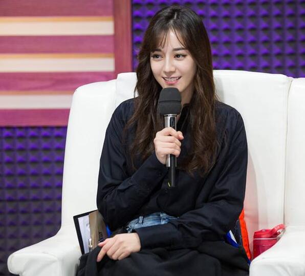 �����Ȱ������侳����һ��