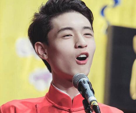 秦霄贤离开八队原因