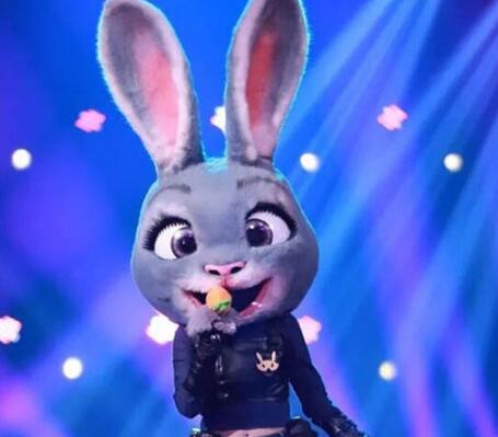 ���泪��ˮ�����Ĵ��۾���ʵ����