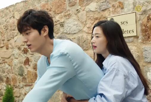 ��ɫ�󺣵Ĵ�˵���Ŀ�