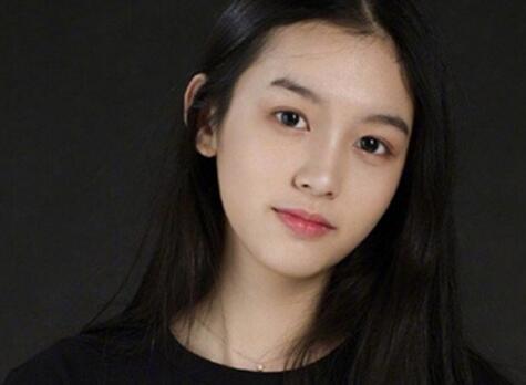 �������κ����������˭