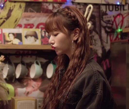 һ��ľͷ��ѩ�����