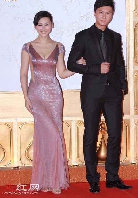 �ߺ����������Ͻ����Ϲ���˭ һֱ����С������Ľ�ɫ